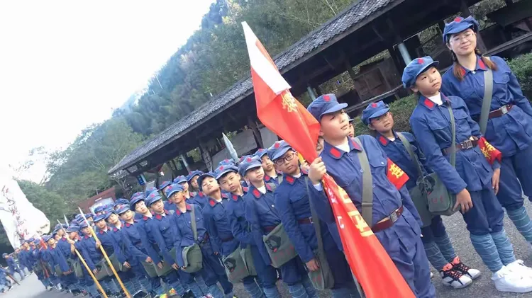 厚德研学实践